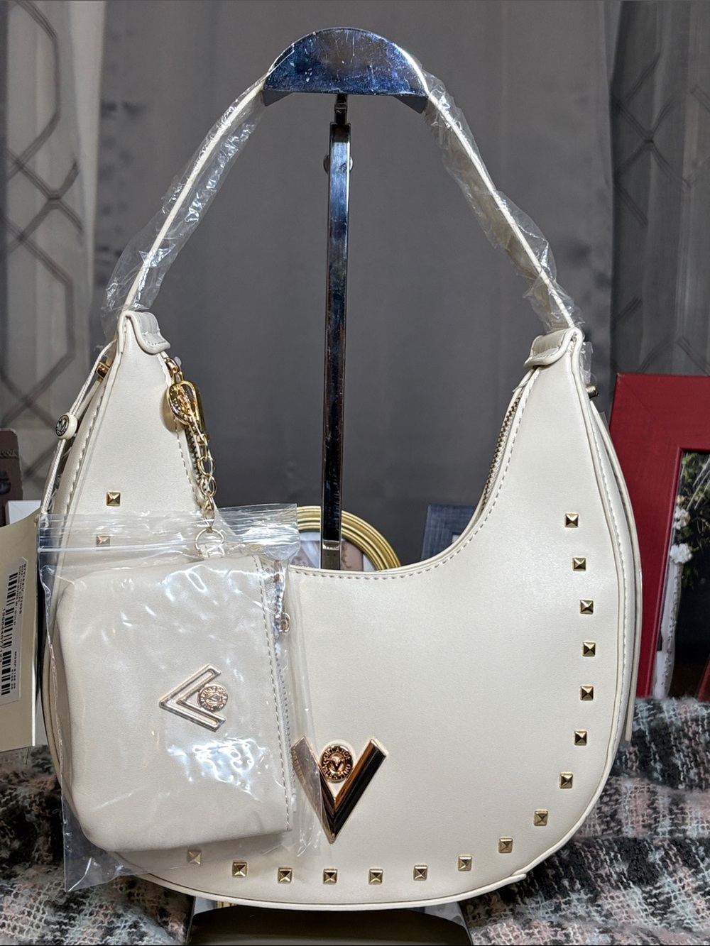 Valentino Orlandi White Hobo Bag with Coin Pouch - Picture 6 of 11
